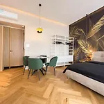 Imbriani 1 Tirabora Short Rent Apartment