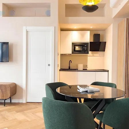 Apartment Imbriani 1 Tirabora Short Rent Trieste