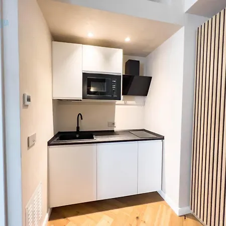 Imbriani 1 Tirabora Short Rent Apartament