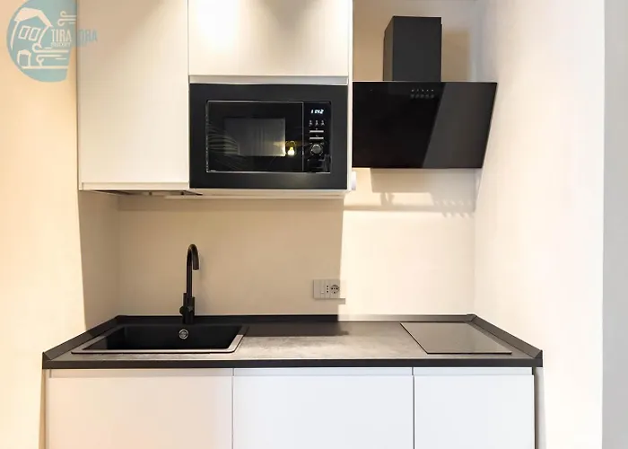 Imbriani 1 Tirabora Short Rent Apartment