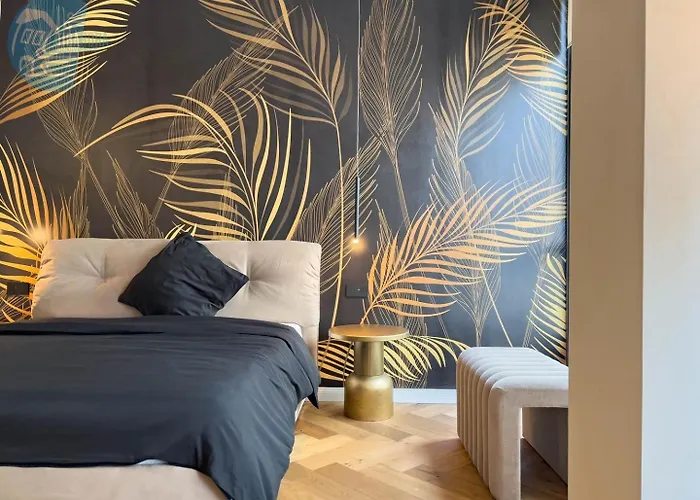 Imbriani 1 Tirabora Short Rent *